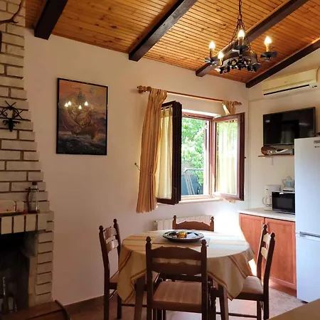 Holiday home In Fazana/istrien 8306